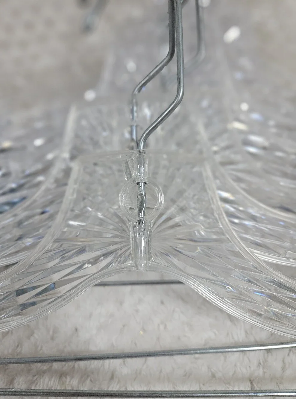 N/A hangers crystal